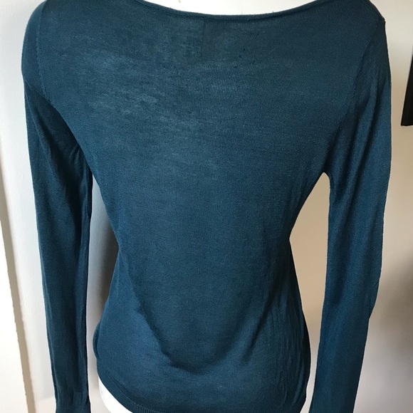 Esprit de Corp Sweater - Size Medium - Picture 4 of 9